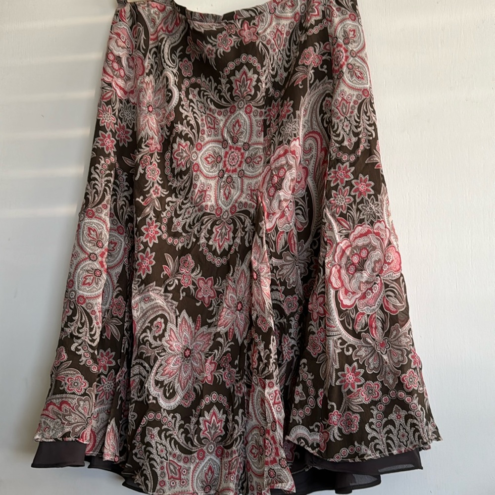 Ann Taylor 3/4 length skirt